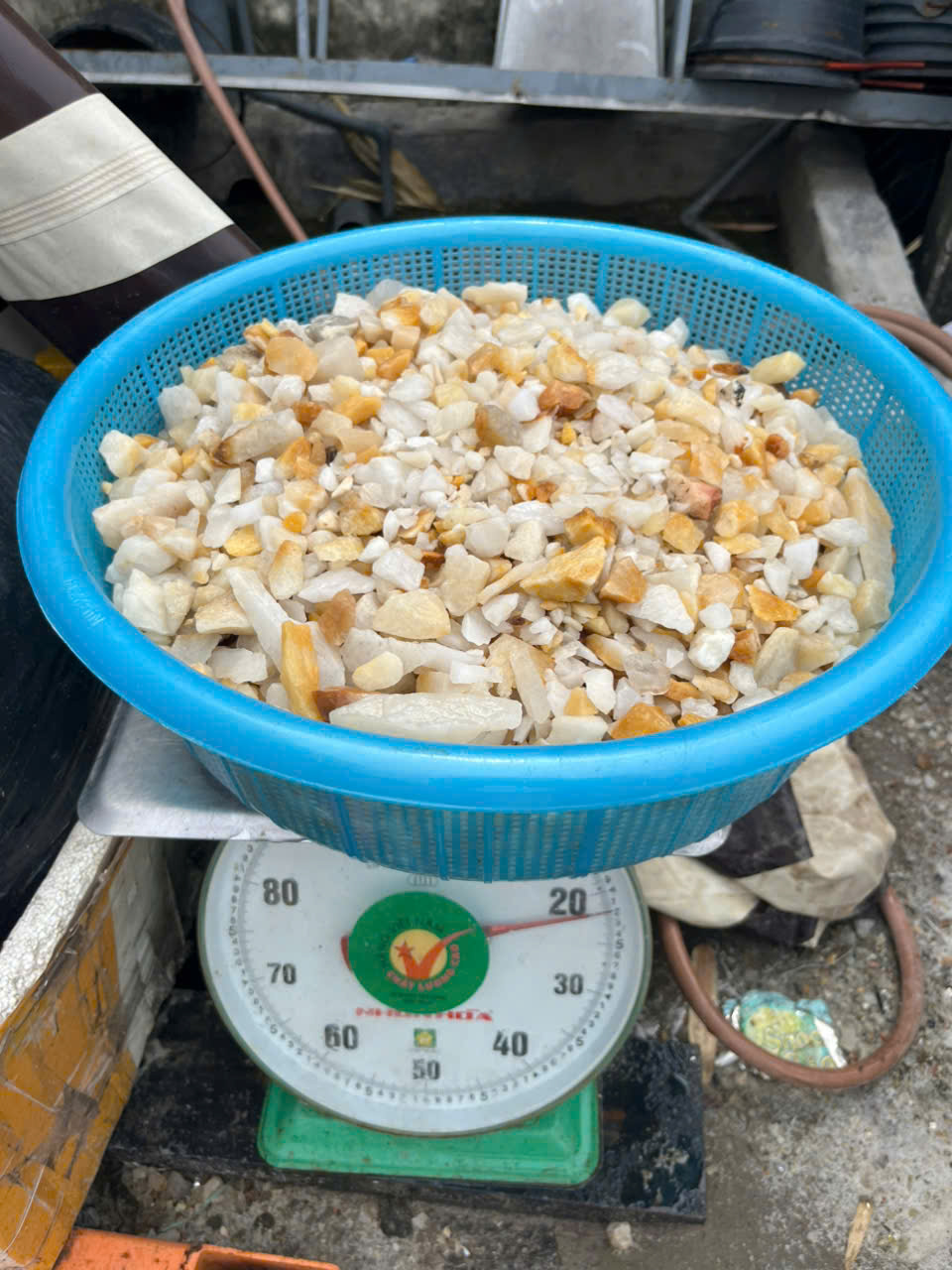Đá thạch anh vụn rải nền tại Hải Phòng